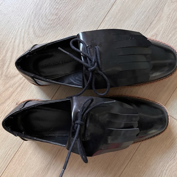 Zara Basic faux patent leather black fringe loafer white platform sole shoe 7.5 - Picture 3 of 16